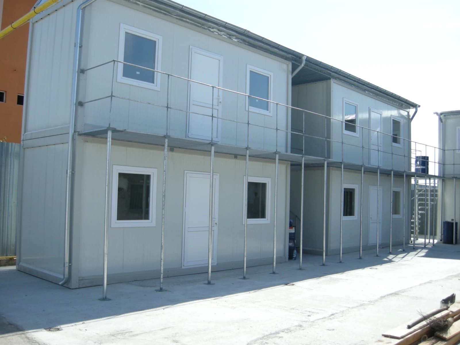 Containere sinistrați