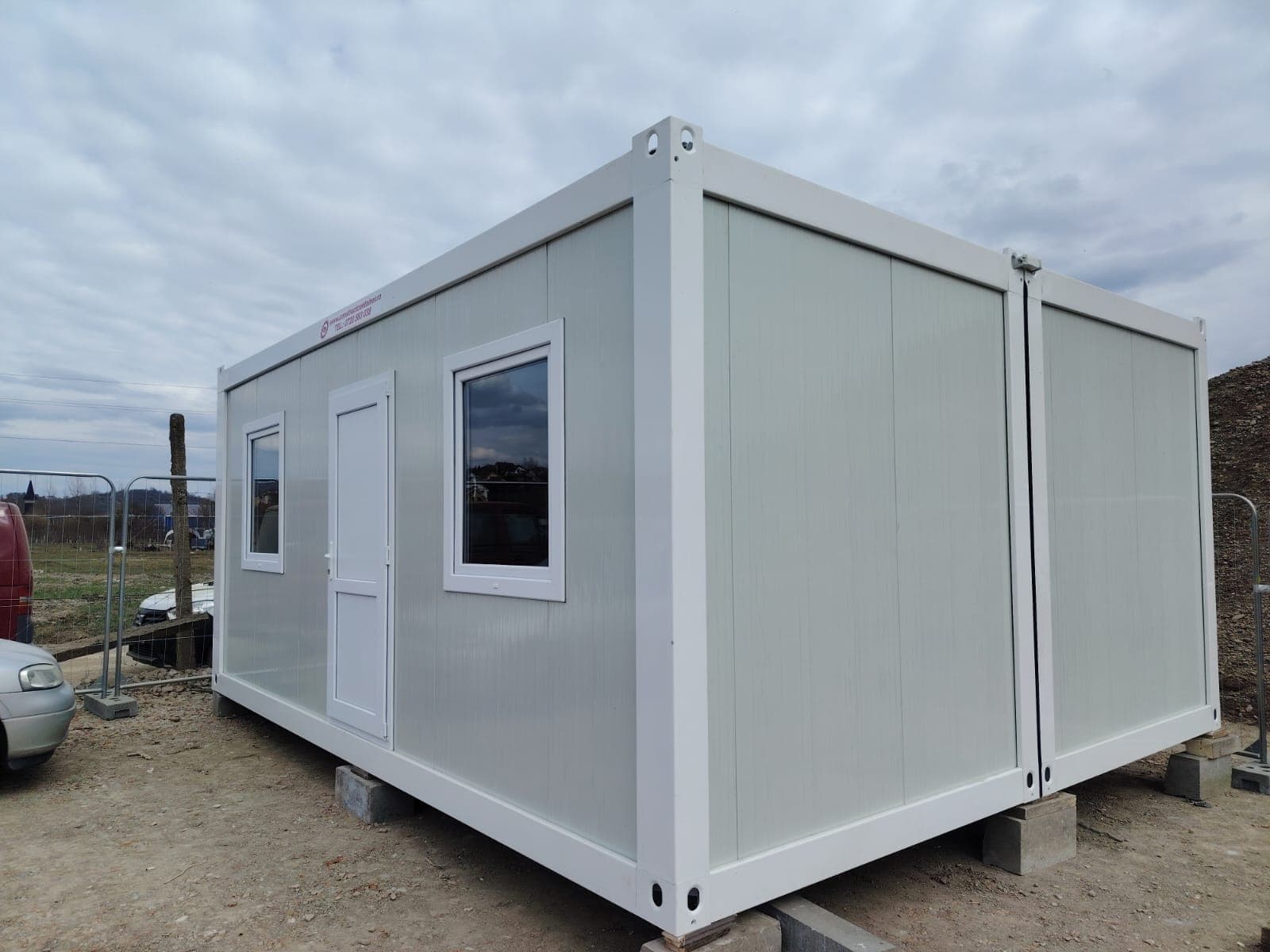 Ansamblu 2 containere